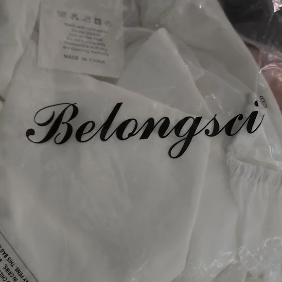 Women's Casual Sweet & Cute Loose Shirt Balloon Sleeve V-Neck Blouse Top - Picture 6 of 6